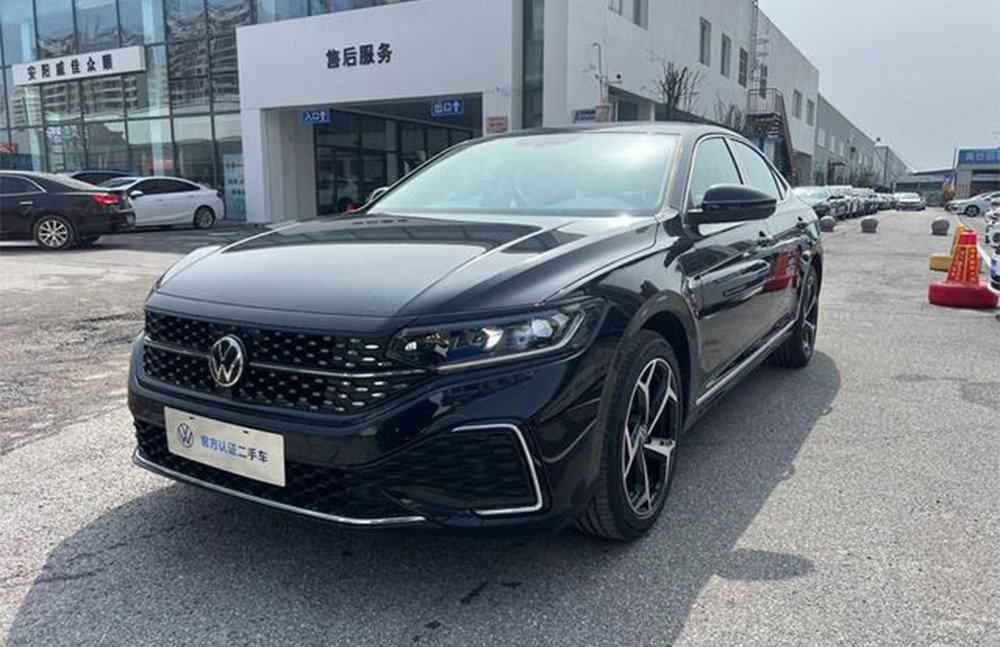 imgi_3_Parsent 1 2026 Passat Premium Edition 380TSI Starry Sky Dragon Edition– Ready for Export From China | India Ke Liye Car From China - Image 1